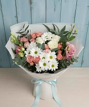 Букет цветов из:  Розы, Лизиантусы и Хризантемы в Салехарде