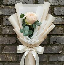 Букет цветов из:  Розы в Салехарде