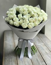 Букет 35 Белых роз в Салехарде