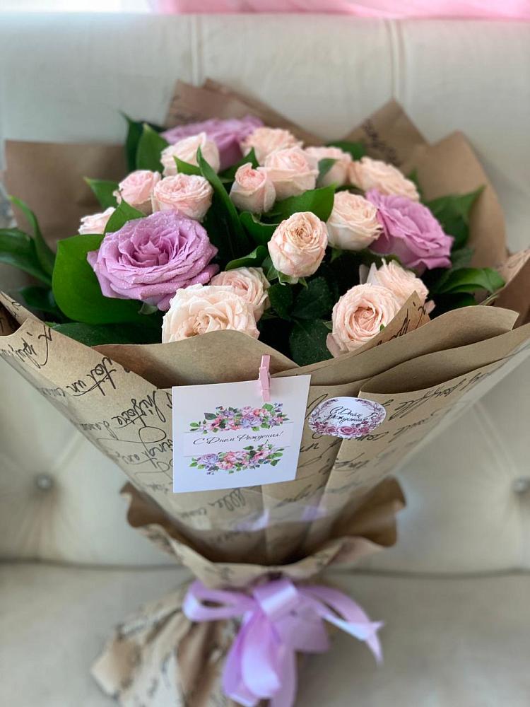 Букет цветов из: Розы в Салехарде