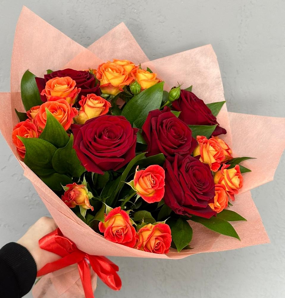 Букет Любовь и восторг в Салехарде