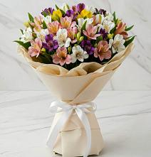 Букет цветов из:  Альстромерии в Салехарде