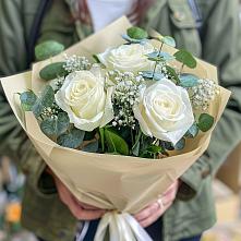 Букет цветов из:  Розы в Салехарде
