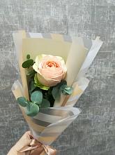 Букет цветов из:  Розы в Салехарде