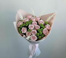 Букет цветов из:  Розы и Хризантемы в Салехарде