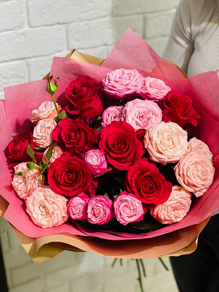 Букет цветов из: Розы в Салехарде