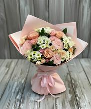 Букет цветов из:  Гвоздики, Розы и Хризантемы в Салехарде