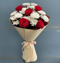 Букет цветов из:  Розы и Хризантемы в Салехарде