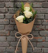 Букет цветов из:  Розы в Салехарде