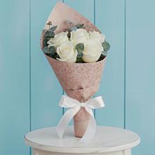 Букет цветов из:  Розы в Салехарде