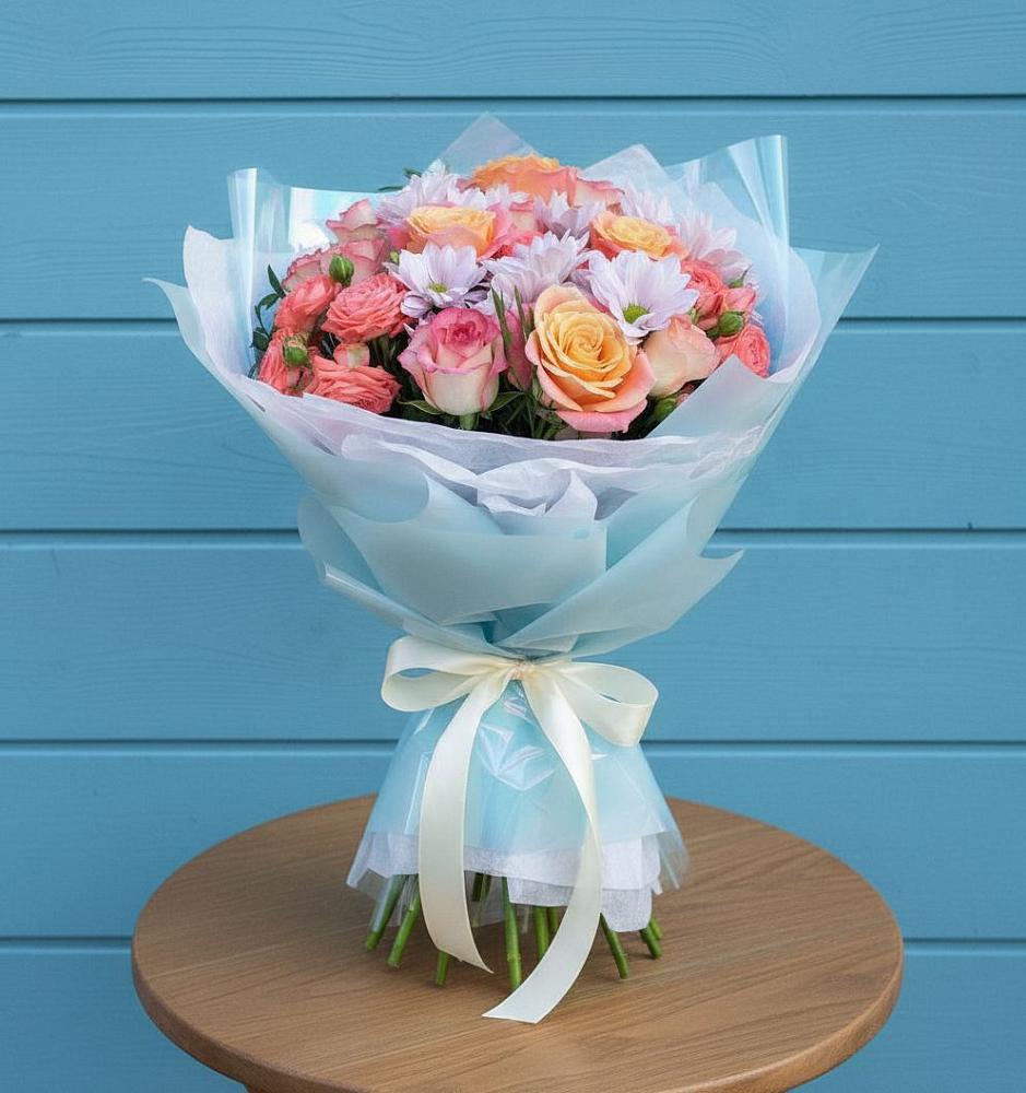 Букет цветов из: Хризантемы и Розы в Салехарде