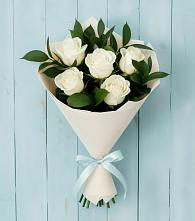 Букет цветов из:  Розы в Салехарде