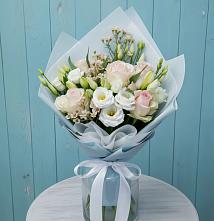 Букет цветов из:  Розы и Лизиантусы #REPLACE_PRED# Салехарде