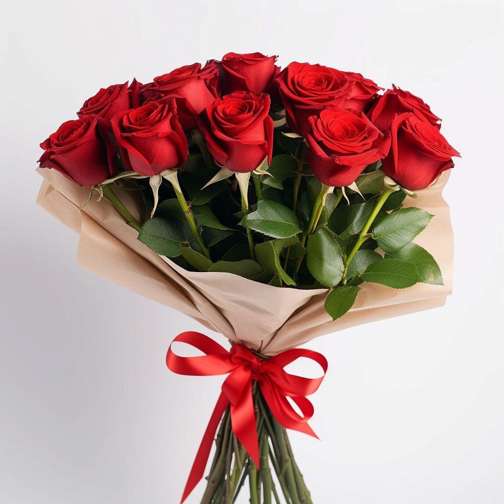 Букет 11 Красных роз Эдлесс Лав в Салехарде